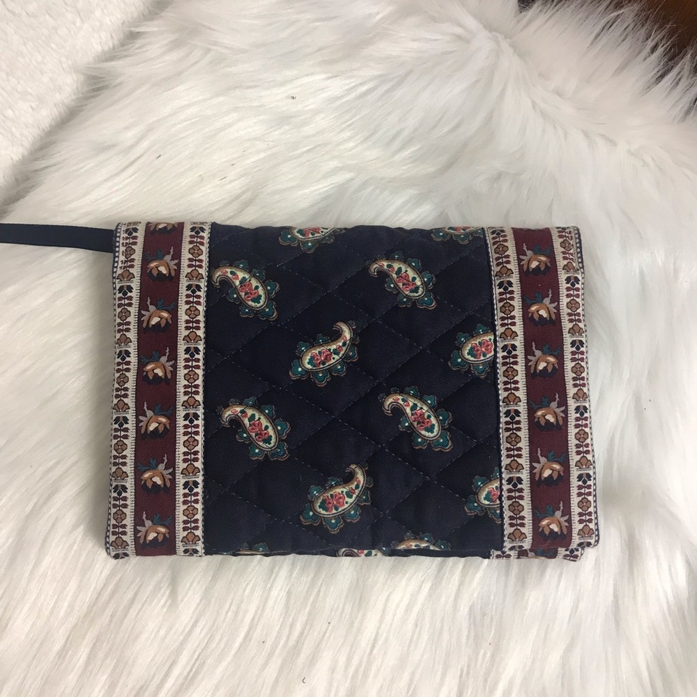 Vera Bradley Quilted Paisley Passport sleeve